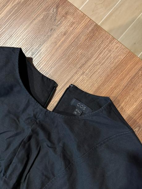 Cos čierne pevné šaty s balónovými rukáv, cos,xl