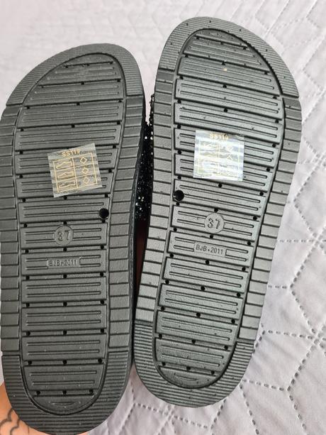 Dámske šľapky na platforme, 37