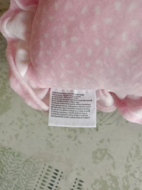 Zavesovací psík na vankúšiku s naťahovaním melódia, 