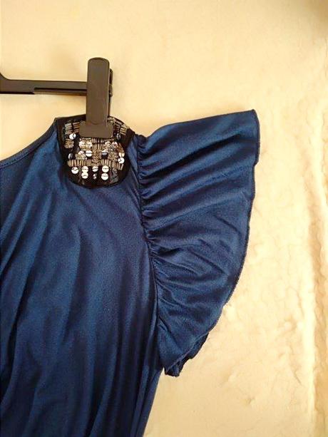 Modrý top s výložkami - v.l - voda, l