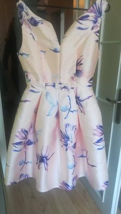 Šaty na stužkovu, 36