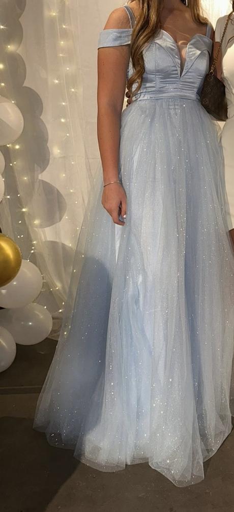 Šaty na ples, stužkovú, 