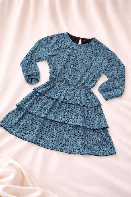 Krásne šaty s volánmi, only,38