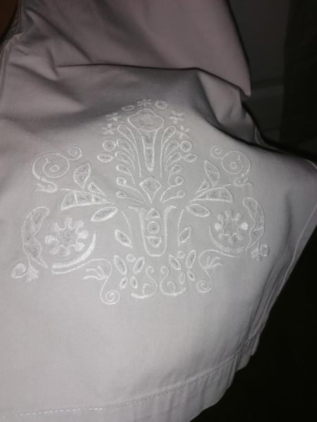 Vyšívané nohavice, xl