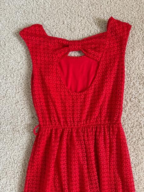 Saty s holym chrbtom, zara,xs