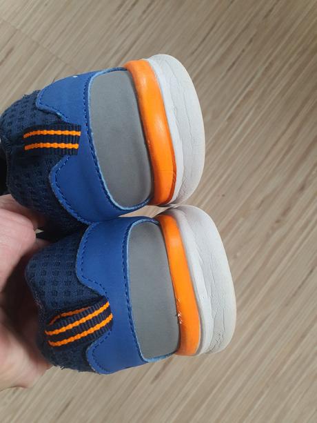 Tenisky, 36