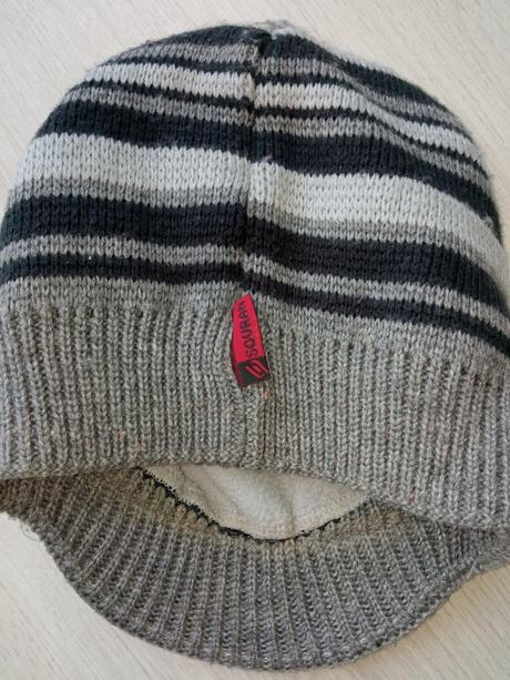 Chlapčenská zimná čiapka so šiltom, 98