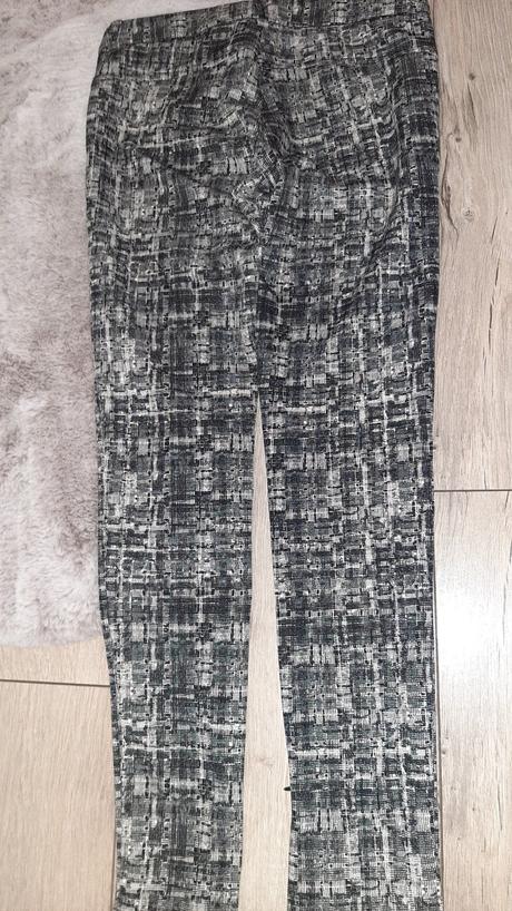 Taška plná vecí tommy hilfiger, zara, monnari, s