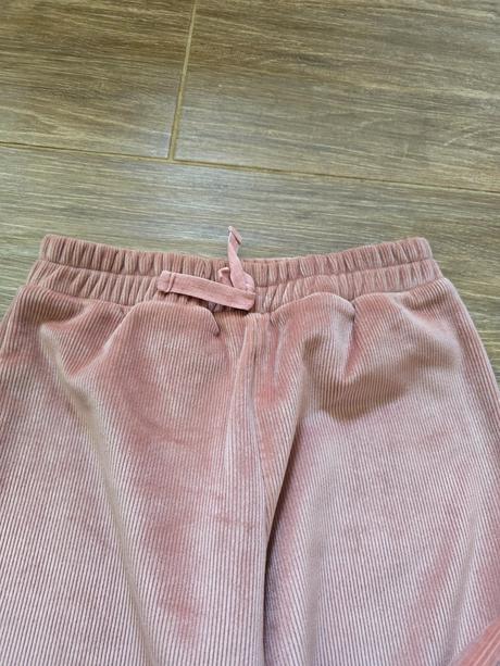 Nohavicové tepláky č.140-146, 140