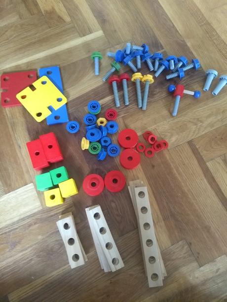 Detska dielnička + stolček, 