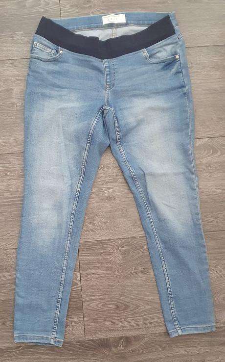 Tehotenské rifle, primark,44