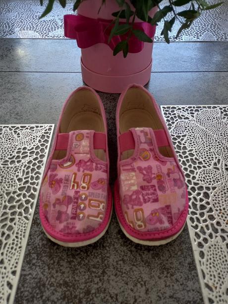 Ružové papučky, 27