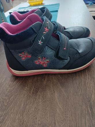 Jarné topánky, baťa,32