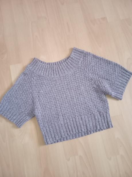 Upletovy crop top s/m, s