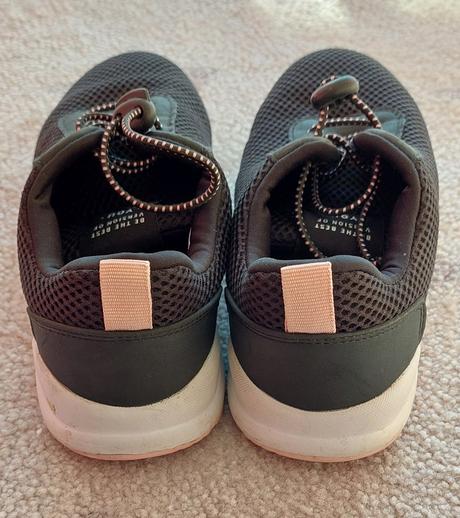 Tenisky 34, reserved,34