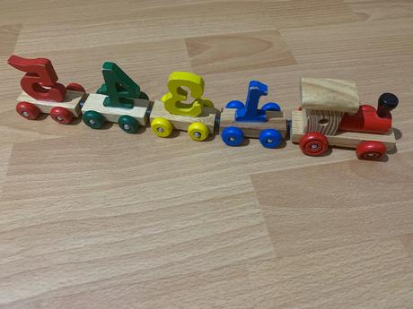 Drevený vlacik, 