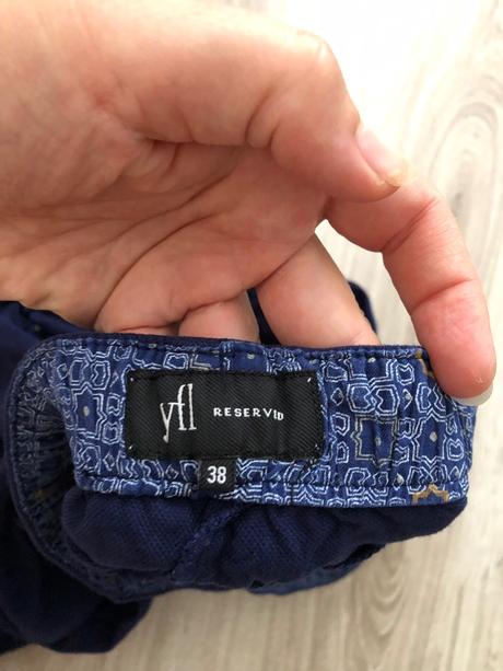 Kraťase reserved, reserved,38