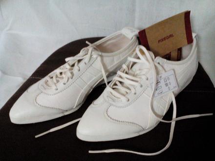 Nenosené onitsuka tiger pixiegirl tenisky, 37