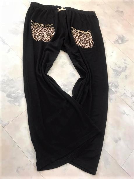 Kvalitné luxusné pyžamko, l