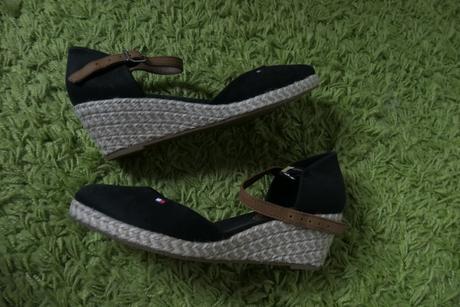 Tommy hilfiger original uzasne letne sandale 38, tommy hilfiger,38