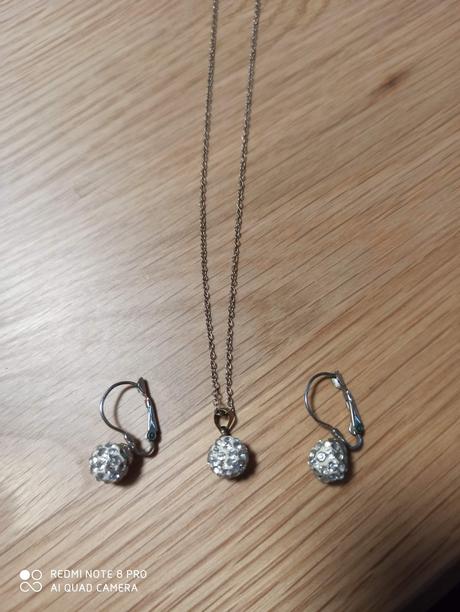 Set retiazka a nausnice,