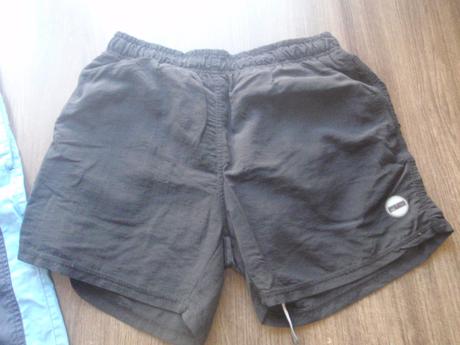 2x krátke nohavice, 158