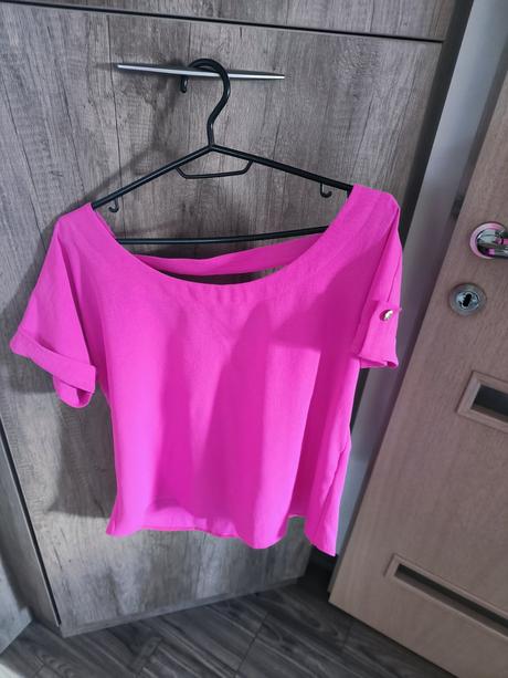 Cyklámenovy komplet, 36