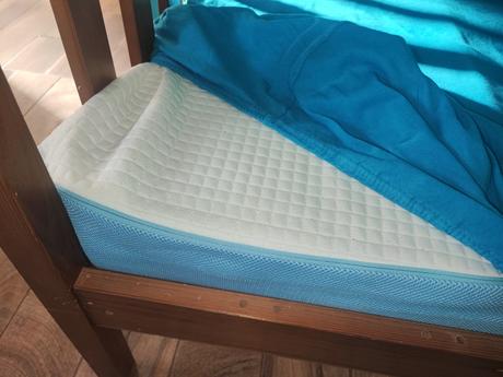 Posteľ 180x90 + dormeo matrac, šírka (cm): 90,dĺžka (cm): 180
