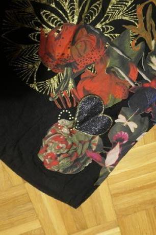 Desigual vest uxia krasne, kvalitne,vzdusne saty, desigual,s