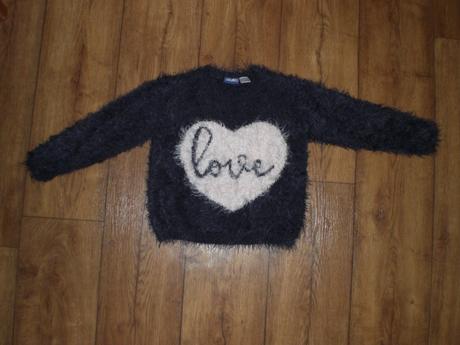 Chlpatý pulover 86/92 so srdiečkom ako nový, lupilu,86