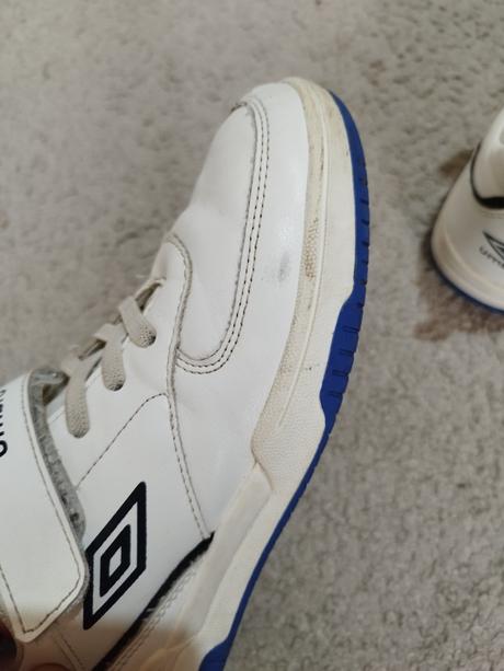 Umbro botasky, umbro,33