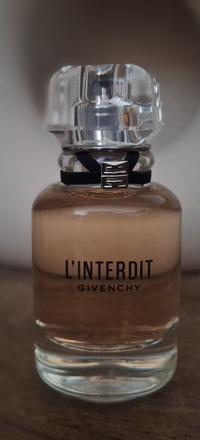 Parfém givenchy l'interdit,