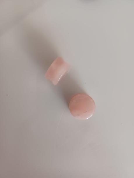 19 mm plugy z ruženínu, 