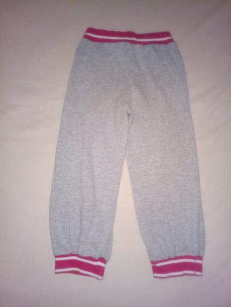 Prakticke bavlnene teplacky, 104