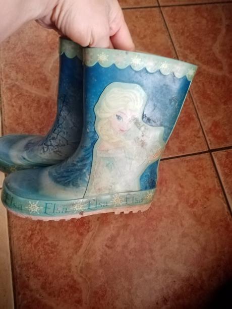 Dievčenske gumaciky v-9 elza, 27