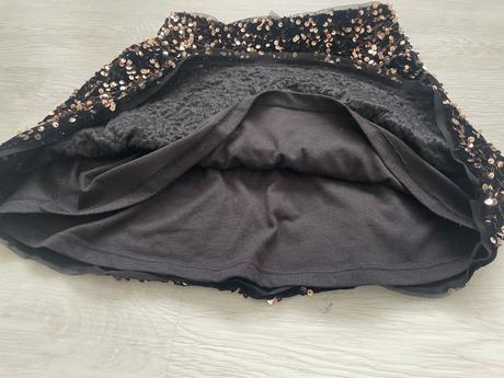 Dievčenská sukňa s flitrami., zara,140