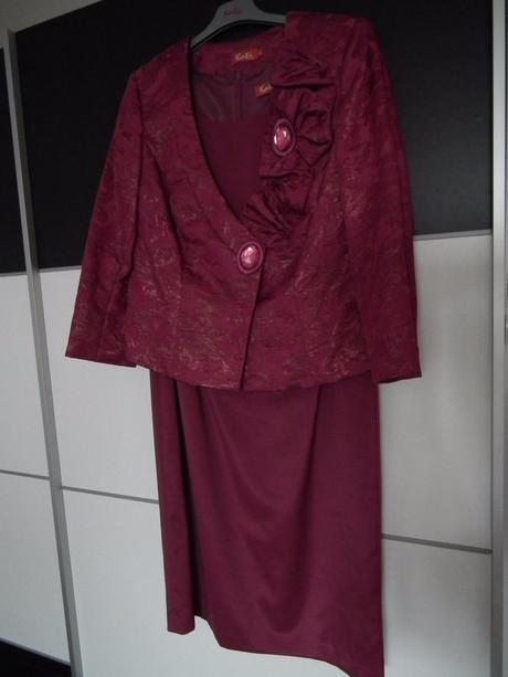 Šaty so sačkom, 44