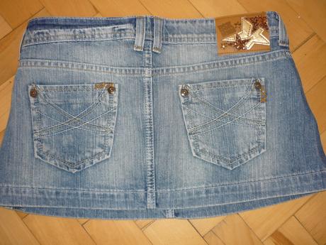 Suknička zn.bershka, veľ.36,26, 36