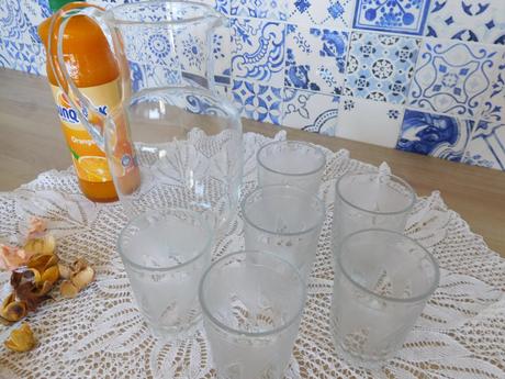 Sklenené na malinovku -džbán+poháre 6 kusov, 