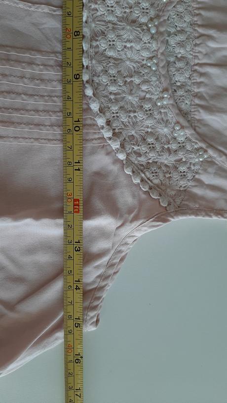 Romantický top, 146