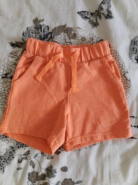 Šortky 104, sinsay,104