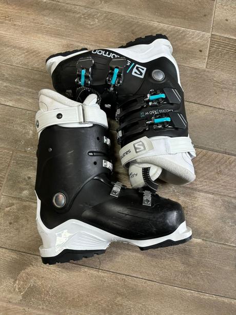 Lyziarky, salomon,24