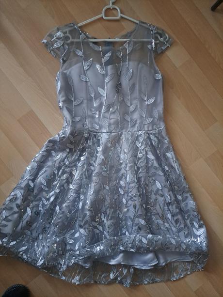 Strieborné spoločenské šaty xs, xs