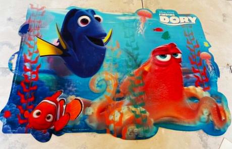Podložka - hľadá sa dory/disney,