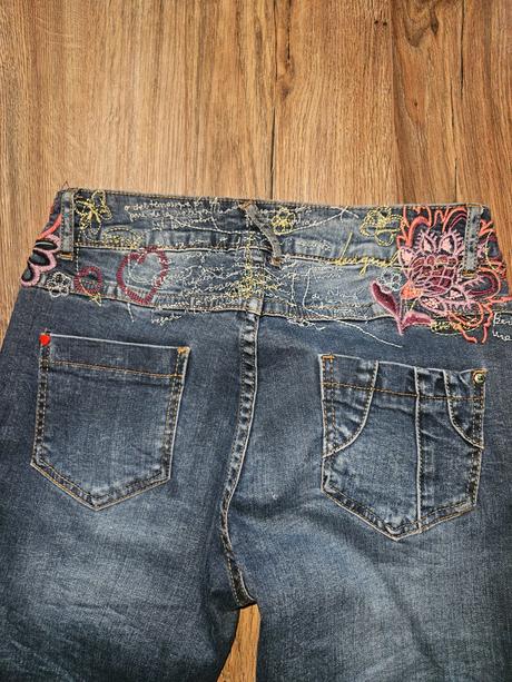 Rifle velkost 25, desigual,158