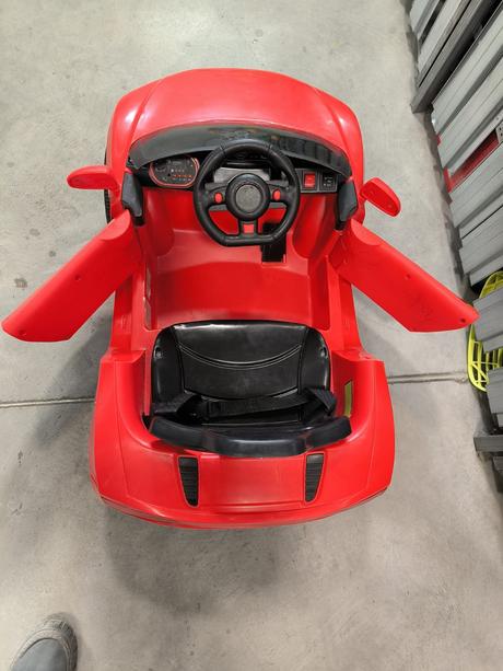 Detské autíčko na nabíjanie, 