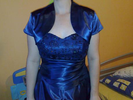 Spolocenske saty, 40