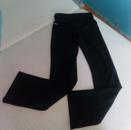 Čierne nohavice, domyos,s