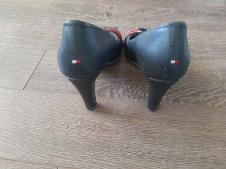 Topánočky s otvorenou špicou th, tommy hilfiger,37
