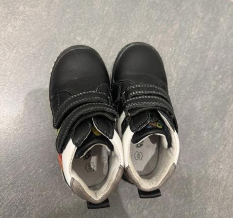 Kožené barefoot peon kids, 24